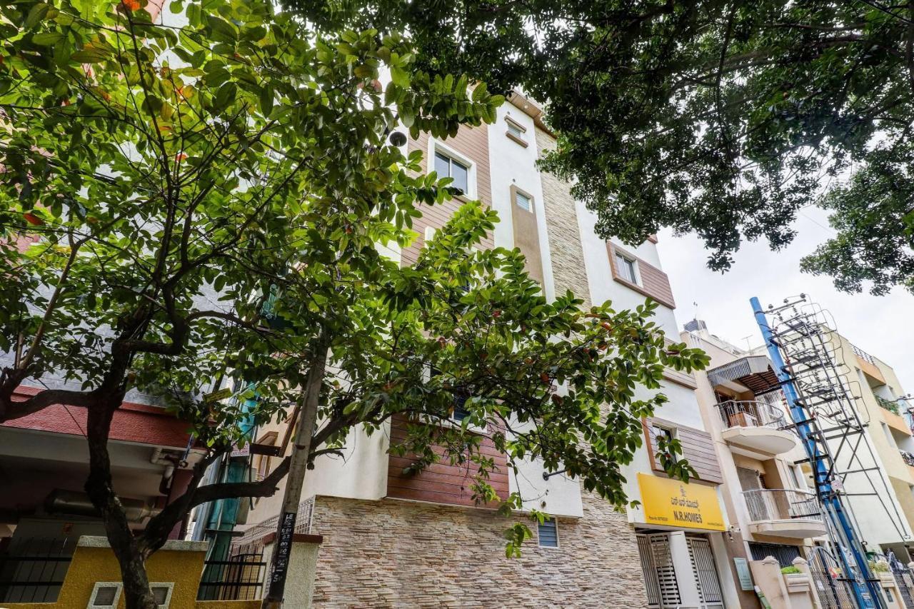 Oyo 81895 Nr Homes バンガロール エクステリア 写真